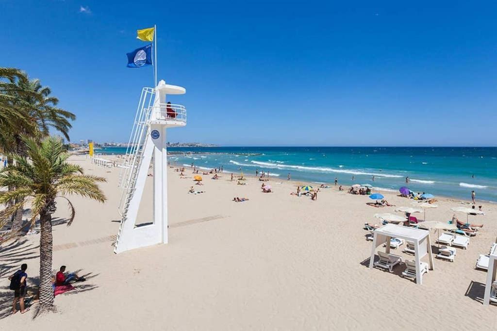 Apartamento De Diseno Centrico 5 Min Playa Alicante Eksteriør bilde